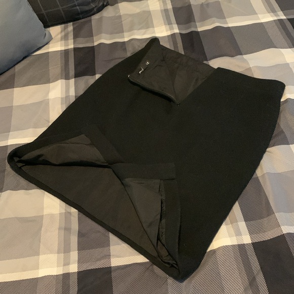 J. Crew Mercantile Black Wool Skirt Black Size 4 Pencil Straight Line A Frame - Picture 3 of 7